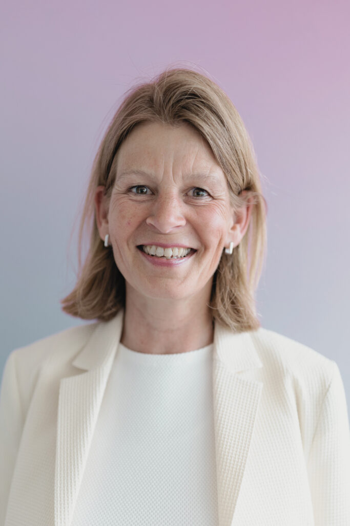 Portretfoto Website 3 683x1024